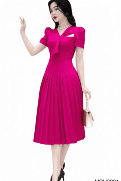 Alternative view of MAGENTA GLAM – FEMININE PLEATS IN ELEGANT DESIGN | MDU3981
