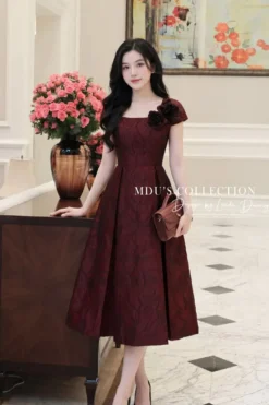 REGAL SCARLET JACQUARD MIDI – Premium Raised Jacquard | MDU5440